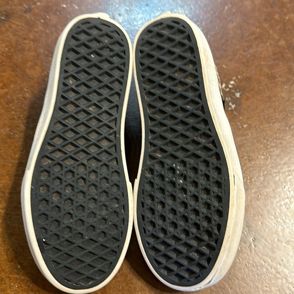 Leopard Vans - Picture 4 of 5